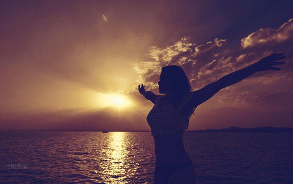 You’re Allowed to Outgrow People, Places, and Versions of Yourself